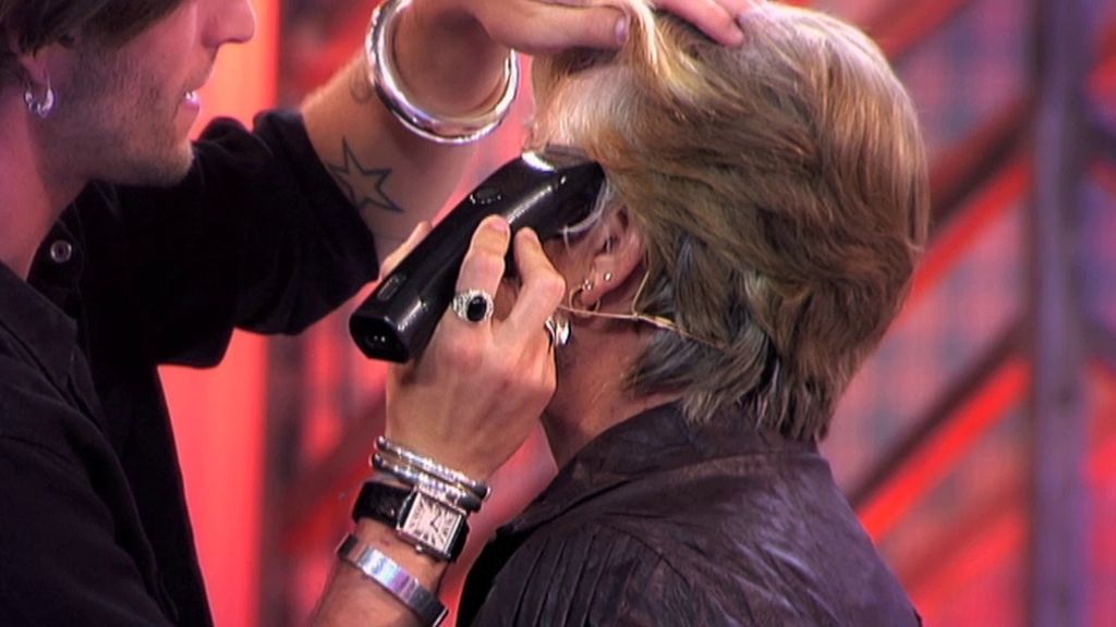 "Me gustaría raparme un lado de la cabeza para poder irme a Benidorm"