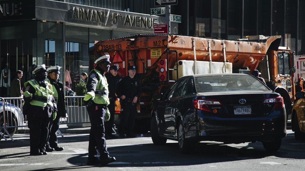 Máxima seguridad en las cercanías de la Torre Trump