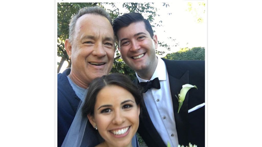 El 'photobomb' de Tom Hanks en una boda en Nueva York
