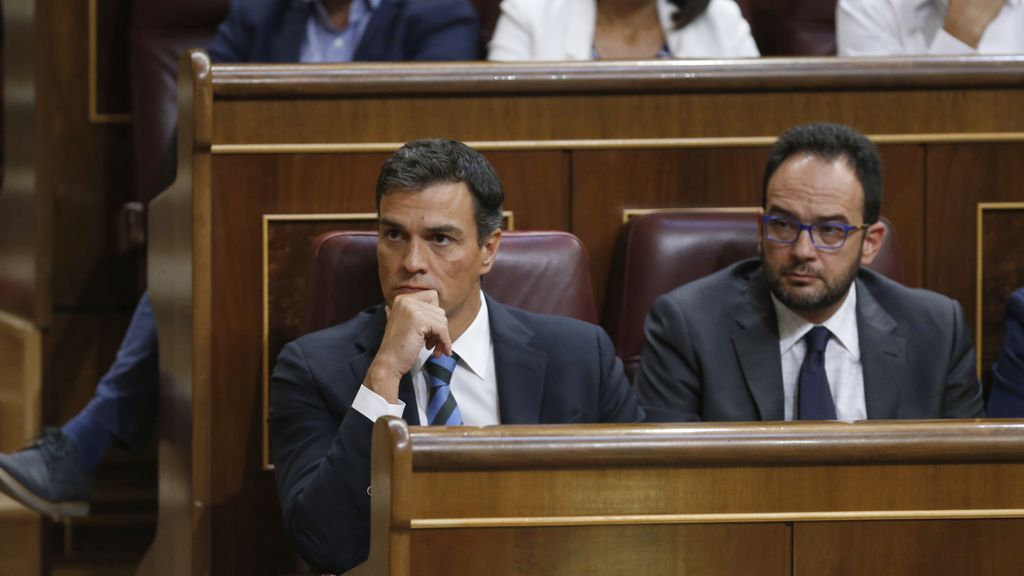 Las referencias al PSOE en el discurso de investidura de Rajoy