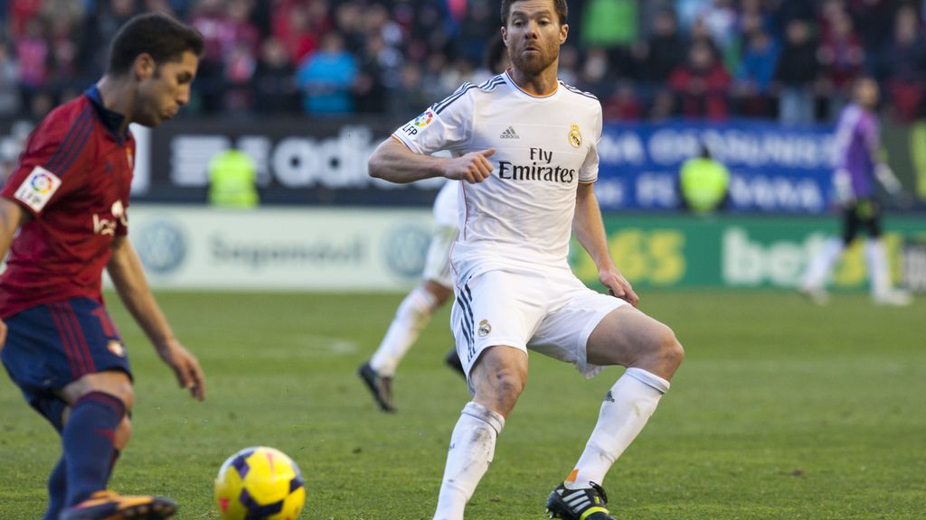 ¿Hay falta de Xabi Alonso en el segundo gol del Madrid en Pamplona?