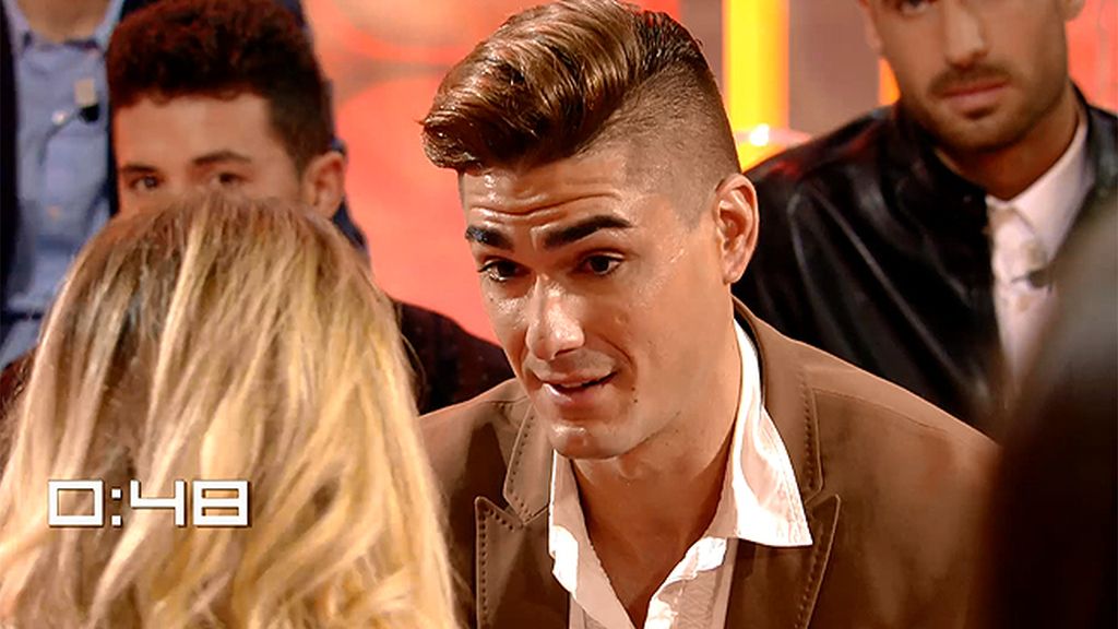 Ana, a Felipe: “Pareces un muñeco de cera” Ana, a Felipe: “Pareces un muñeco de cera”