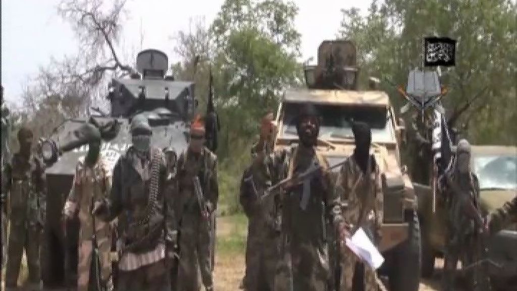 El líder de Boko Haram ridiculiza la campaña por la liberación de las 200 niñas nigerianas