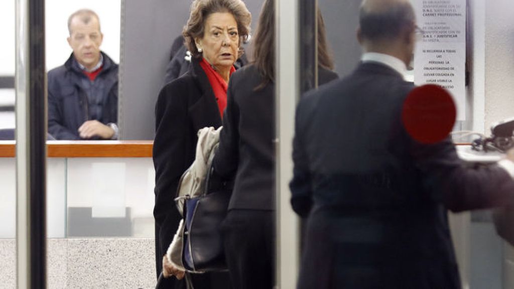 Rita Barberá sólo reconoce ante el juez haber donado mil euros