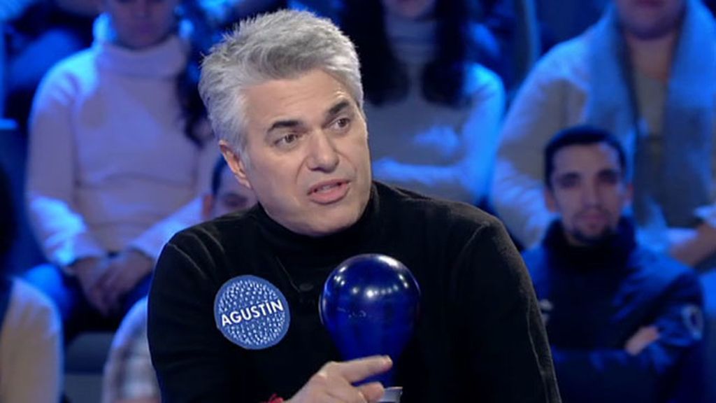 Agustín Bravo es capaz de hacer radio fórmula para acertar 'la pista musical'