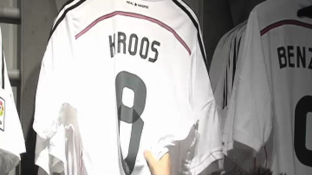 La camiseta de Kroos se agota en dos horas La camiseta de Kroos se agota en dos horas