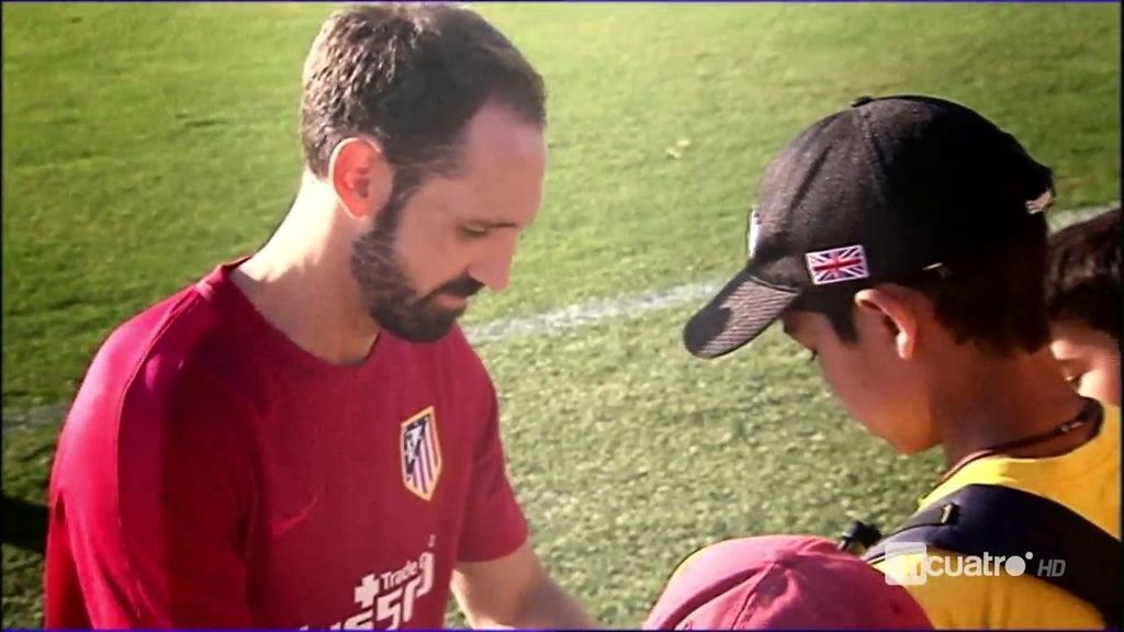 Se desata la pasión rojiblanca en el entrenamiento del Atlético de Madrid