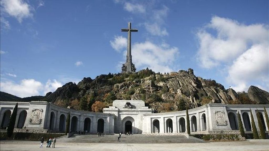 Autorizan la primera exhumación de dos víctimas del franquismo en el Valle de los Caídos