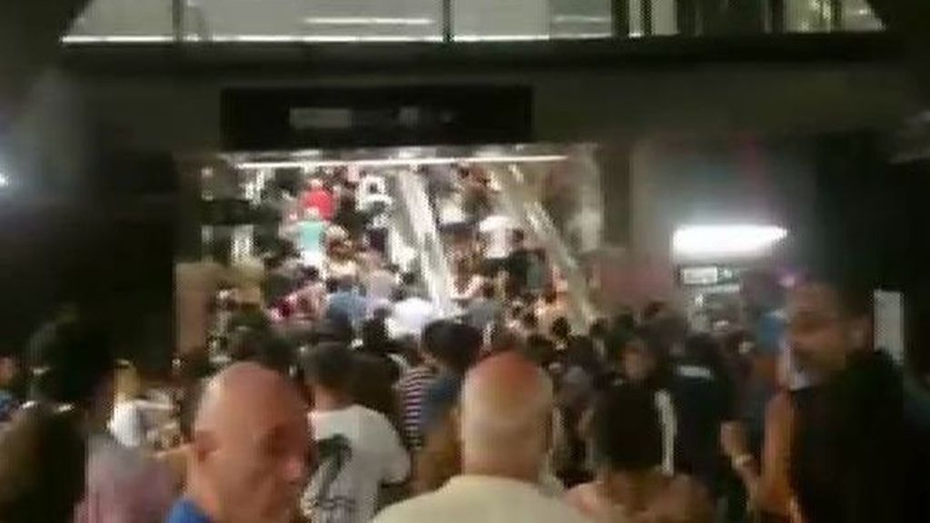 Pánico en el metro de Barcelona por unos chillidos que se interpretaron como un ataque