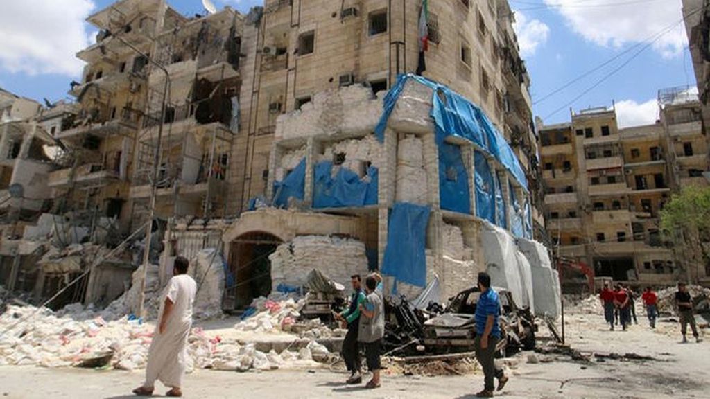 Los bombardeos a un hospital de Alepo dejan al menos 27 muertos