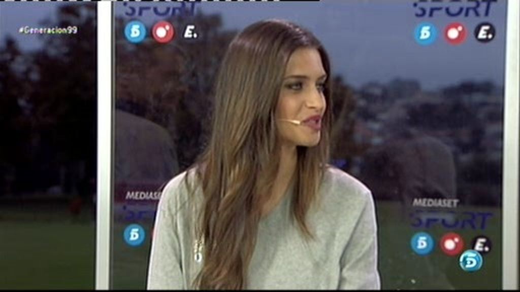 Sara Carbonero se emociona con el reportaje 'Generación 99' sobre Iker y Xavi