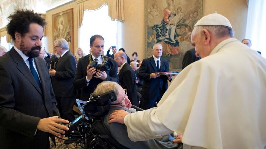 El Papa Francisco recibe a Stephen Hawking