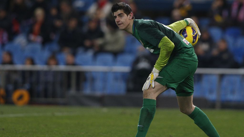 Courtois es el objetivo del Madrid si Íker Casillas se marcha a final de temporada