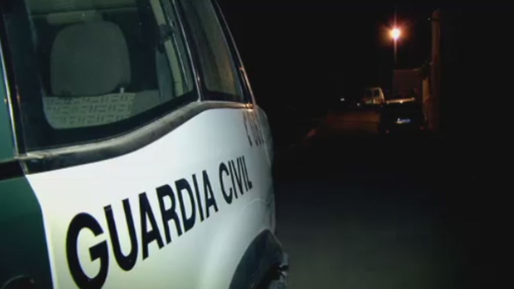 Un guardia civil jubilado se suicida tras casarse y disparar a 2 personas en Murcia