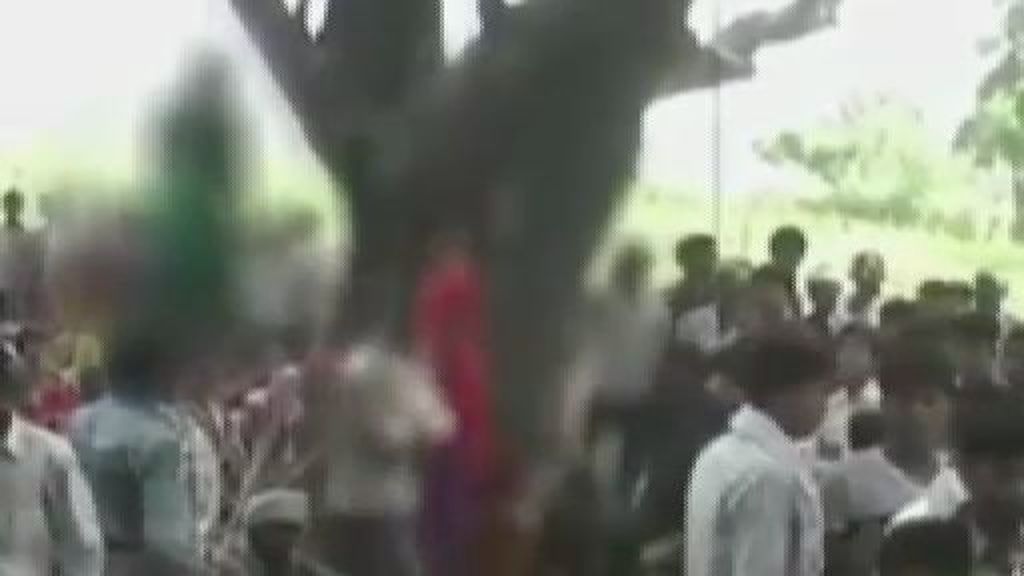 Un grupo de hombres viola y ahorca a dos adolescentes en India