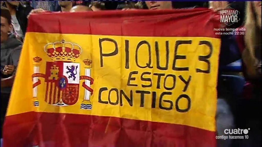Piqué cambia los pitos por aplausos: Alicante le declara su amor al central del Barça