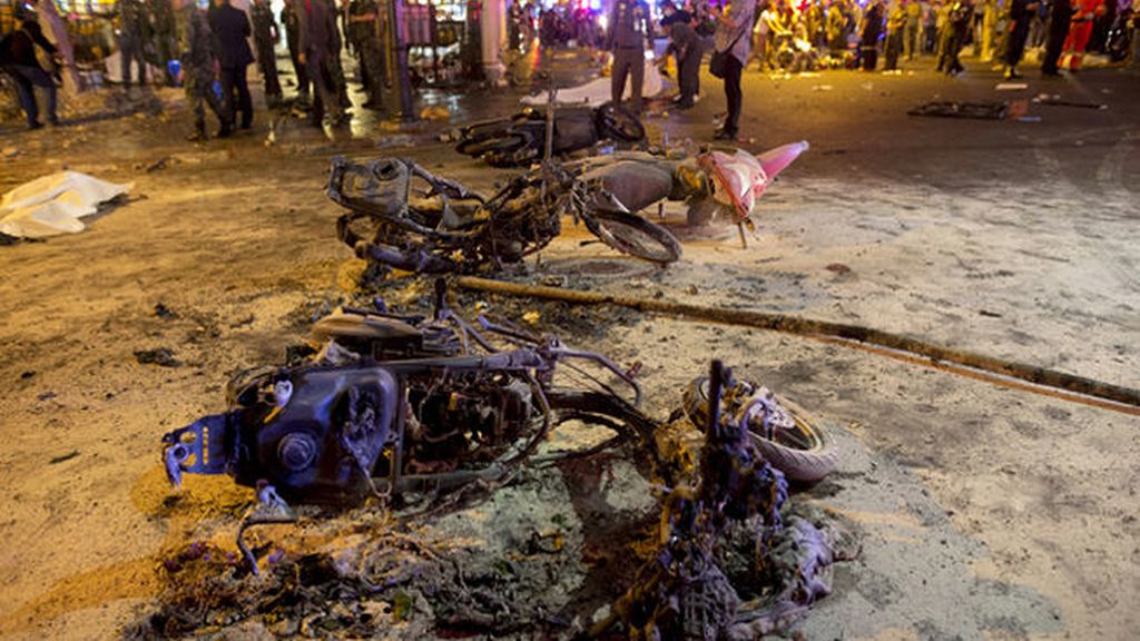 Un atentado en Bangkok deja decenas de muertos