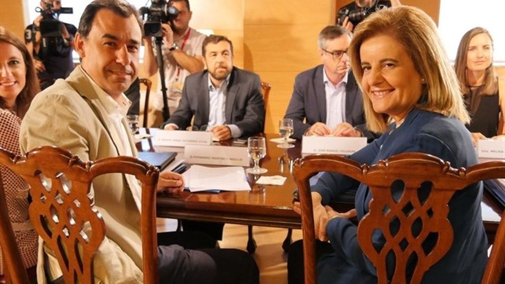 PP y Ciudadanos buscan el acuerdo que garantice la investidura de Rajoy