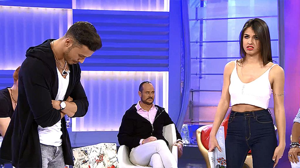 Alejandro abandona definitivamente a Sofía