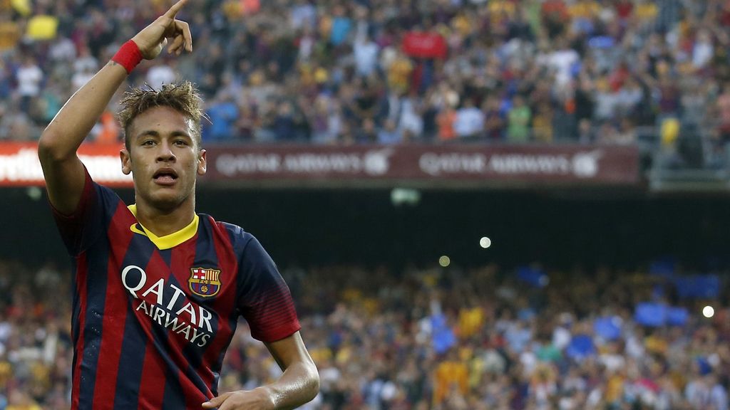 A Neymar le van Los Clásicos