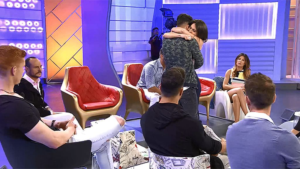 ¡Sofía cree en Hugo contra viento y marea! ¡Sofía cree en Hugo contra viento y marea!