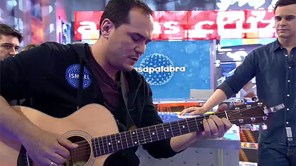 Ismael Serrano nos canta 'Absoluto'