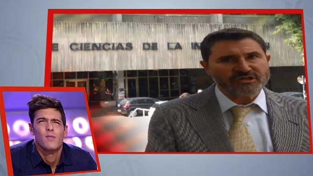 El profesor de universidad de Lukas, orgulloso de su alumno