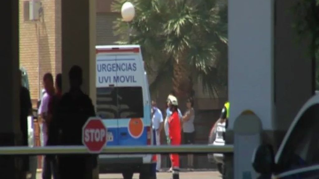 Muere un guardia civil en una explosión en la comandancía de Almería