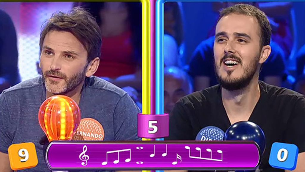 Fernando Tejero: "Me voy a atrever con esta chorrada, es una canción de Enrique y Ana"