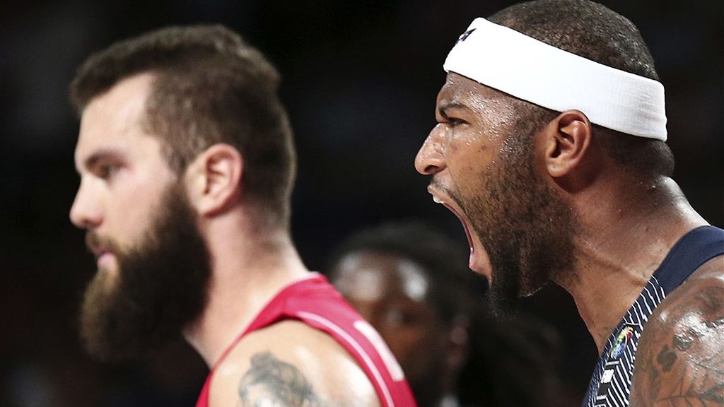 A Cousins le hacen una técnica y obviamente monta una pelea con los serbios