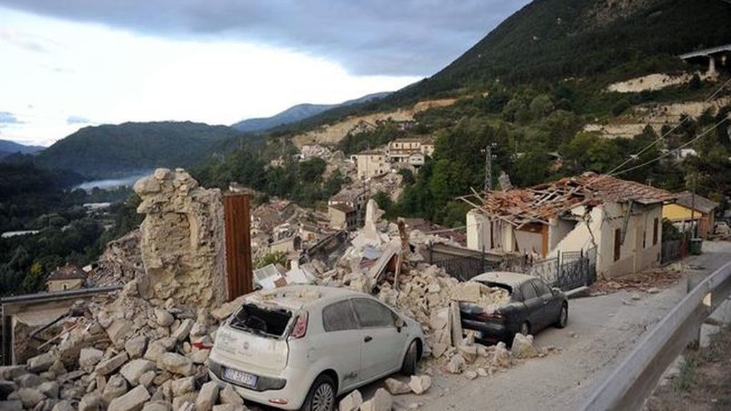 Horror tras el terremoto de Italia: Varias ciudades arrasadas