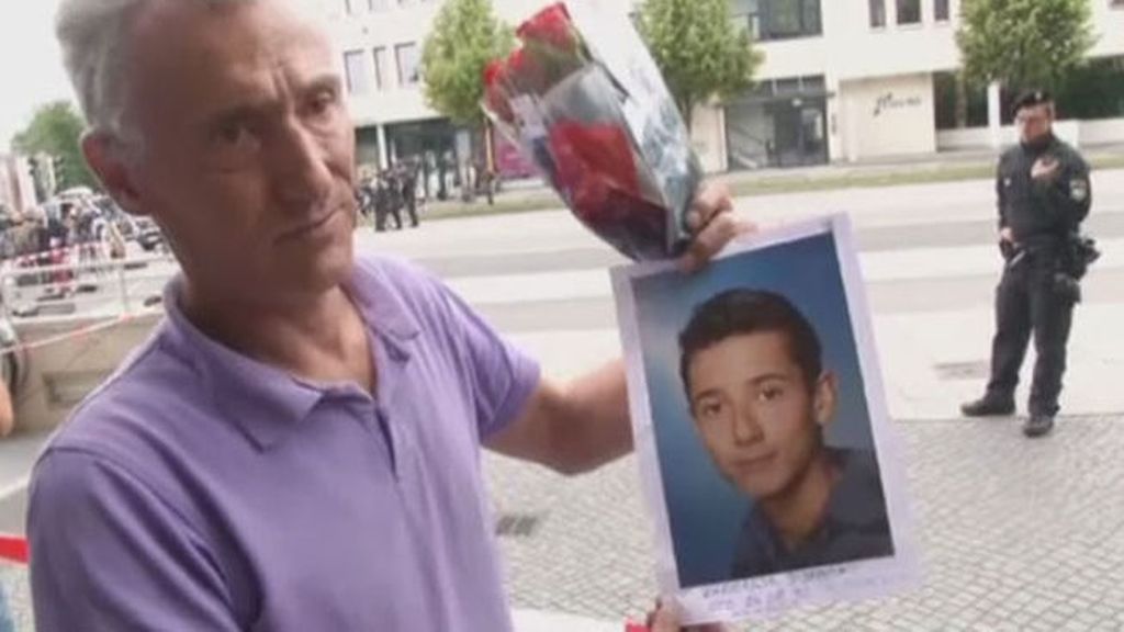 El homenaje de un padre a su hijo fallecido en el atentado de Múnich