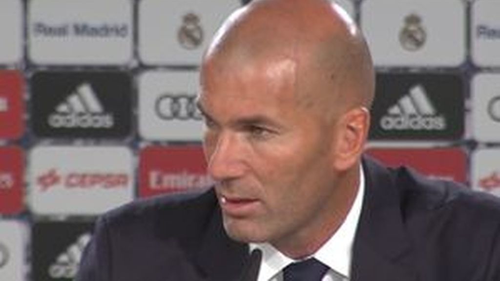 Zidenine Zidane avisa: "No estamos en crisis, pero algo pasa"