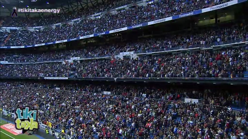 Emotivo minuto de silencio en el Santiago Bernabéu en memoria de Tito Vilanova