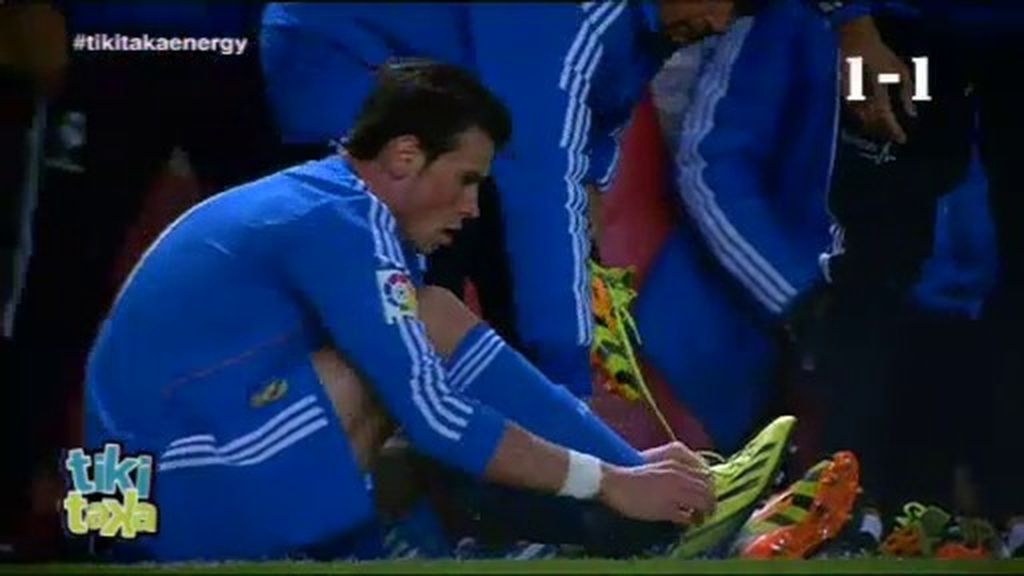 Bale tardó casi un minuto y medio en cambiarse las botas… y el Sevilla sentenció