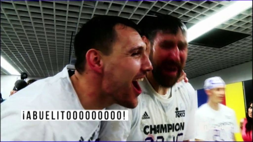 La celebración del Madrid por la Liga de baloncesto: del torero Carroll a los cánticos