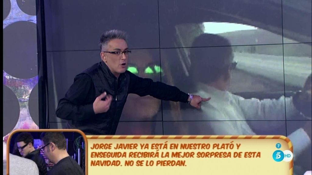 ¡El coche que entraba a 'Cantora' es del padre de Alejandro Albalá!