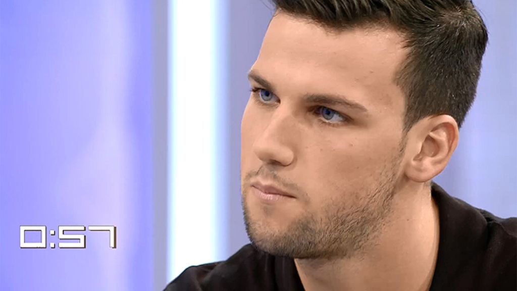 Claire y Dylan, una cita exprés con tensión Claire y Dylan, una cita exprés con tensión