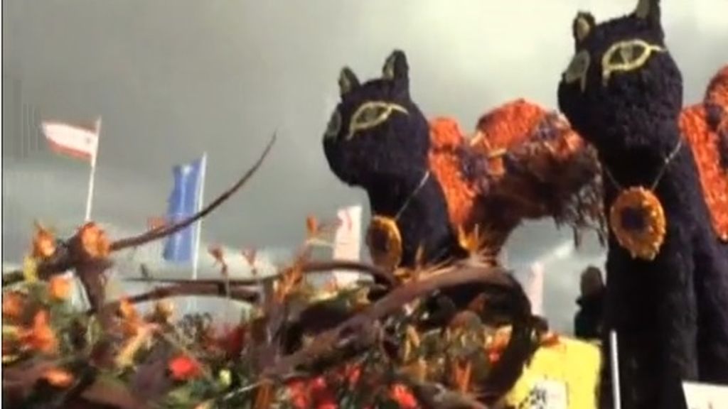 El desfile de flores de Holanda atrae a miles de turistas
