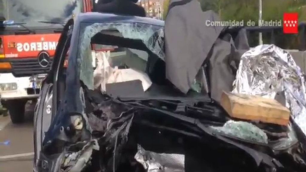 Fallecen dos jóvenes en un grave accidente de tráfico en Alcobendas