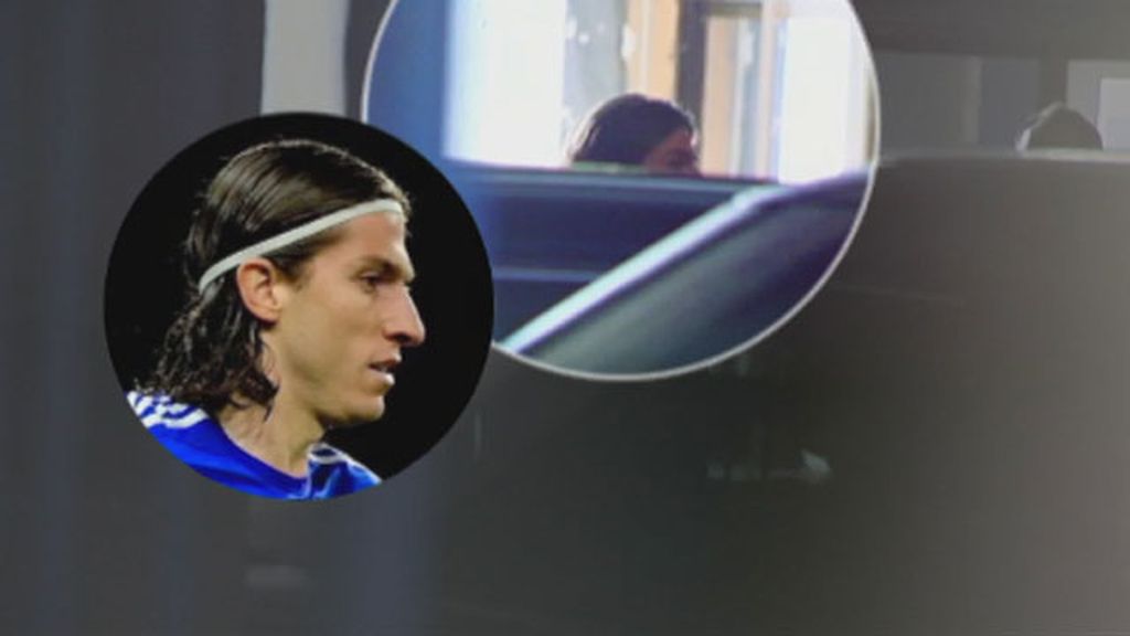 Filipe Luis 'pillado' en el Calderón