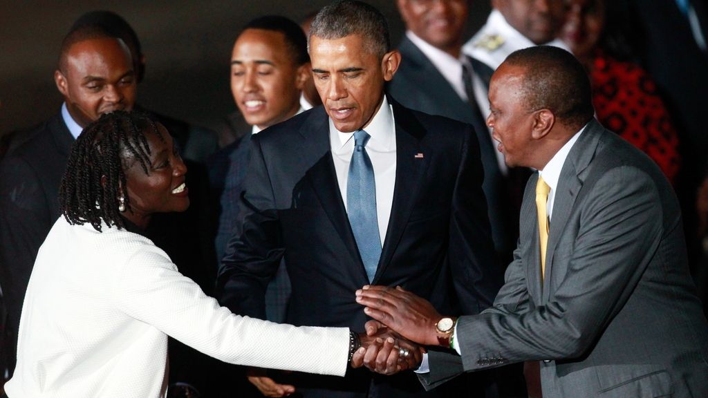 Obama aterriza en Kenia, la tierra de su padre