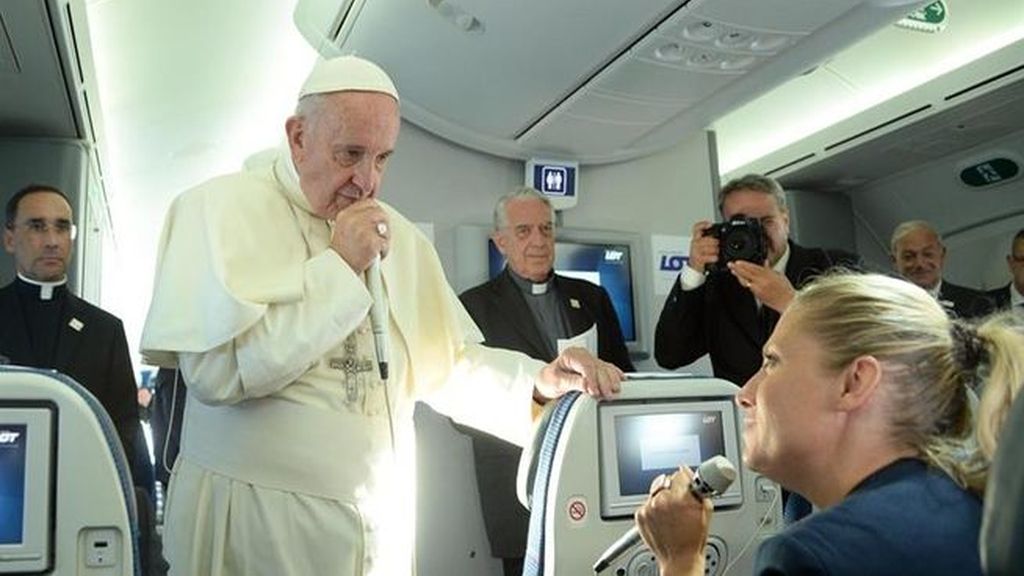 El Papa Francisco pide no identificar el Islam con la violencia