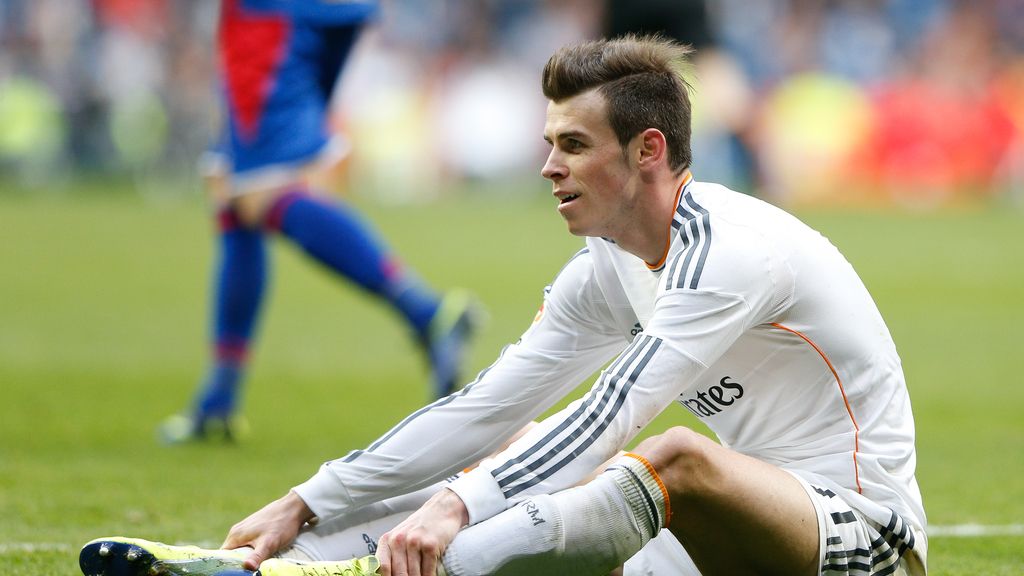El Bernabéu pitó a Gareth Bale ante de marcar su golazo ante el Elche