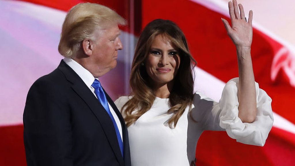 Melania Trump: “Tengo dos niños en casa: mi hijo pequeño y mi marido”