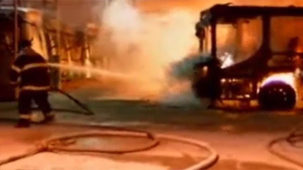 Arden más de 30 autobuses en Brasil como respuesta a la muerte de un narcotraficante