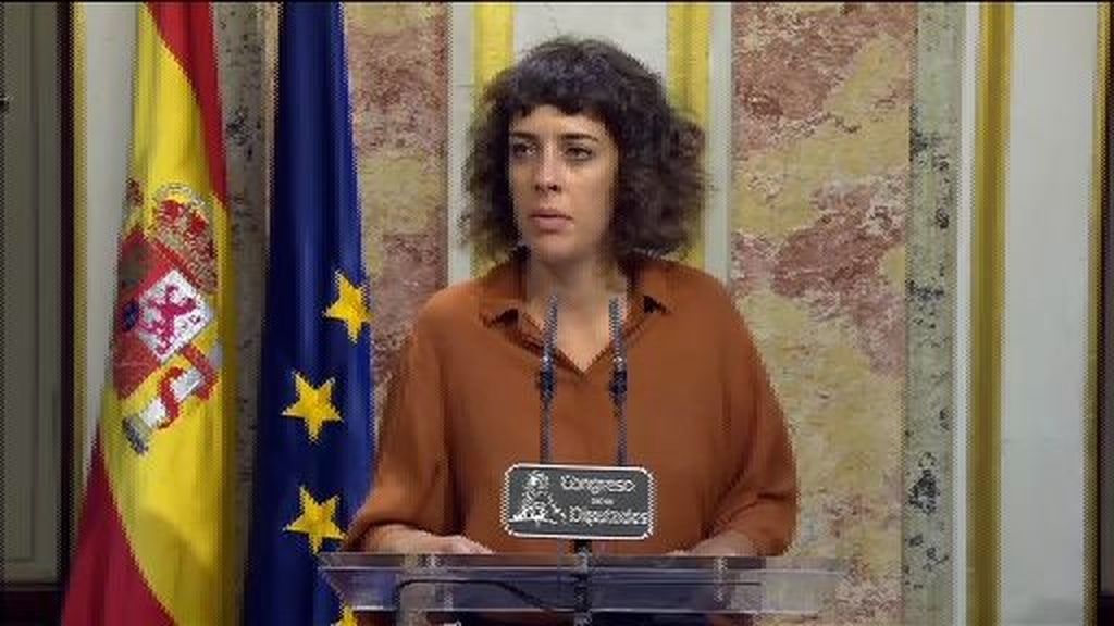 Alexandra Fernández: “Rajoy vive absolutamente fuera de la realidad"