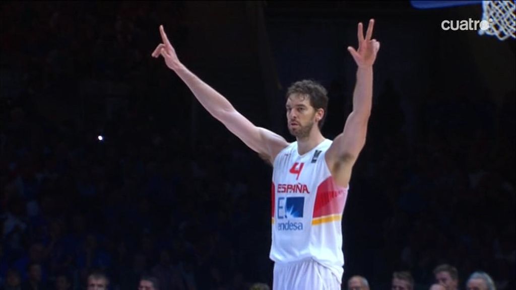 Pau Gasol destroza a Polonia desde la línea de tres puntos en el último cuarto