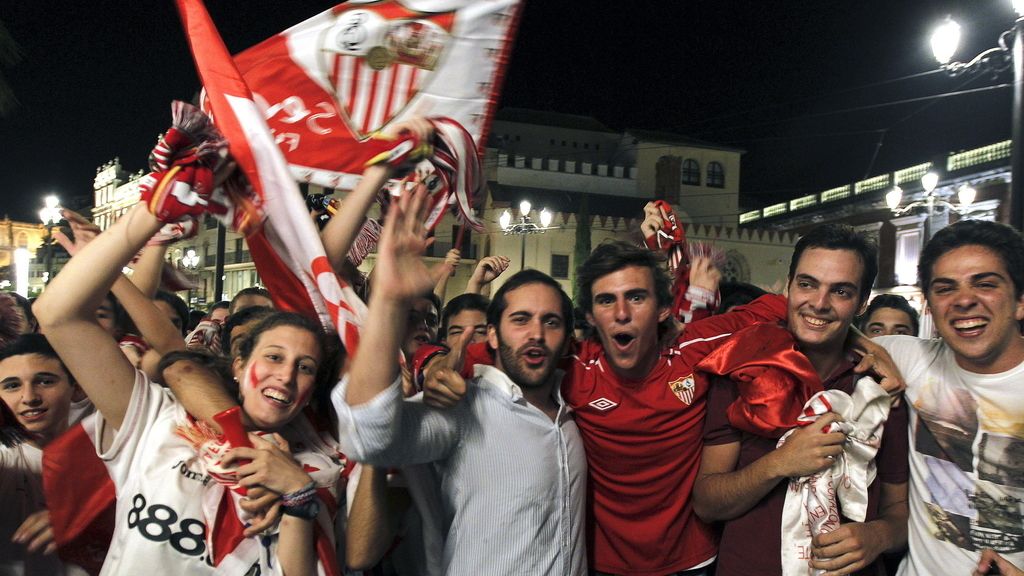 La locura se desata en Sevilla