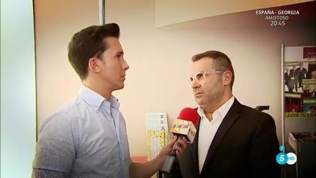 J.J.: “El retrato que se está haciendo de Mila Ximénez me da un poco de apuro”